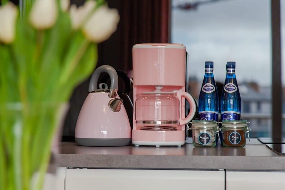 Tea and coffee factilities. 