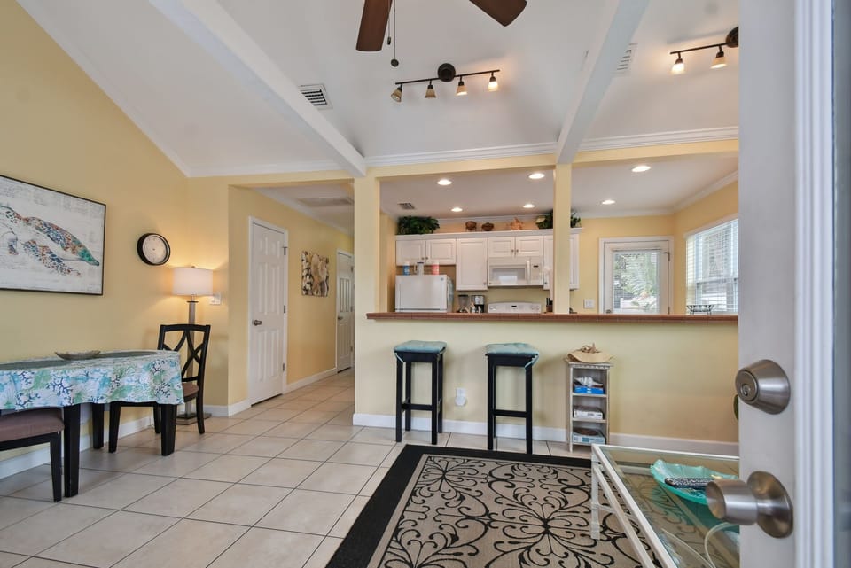 Unit 22 Living/Kitchen