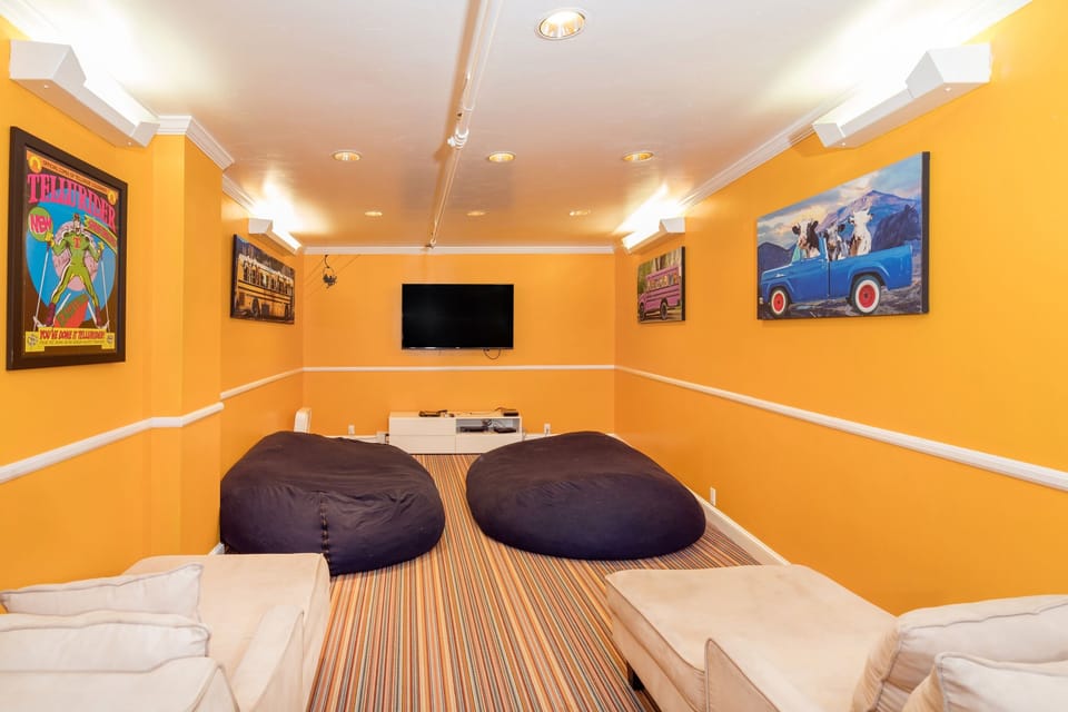 River Club 104 2 Bedroom Condo by Alpine Lodging Telluride Apartment in Telluride