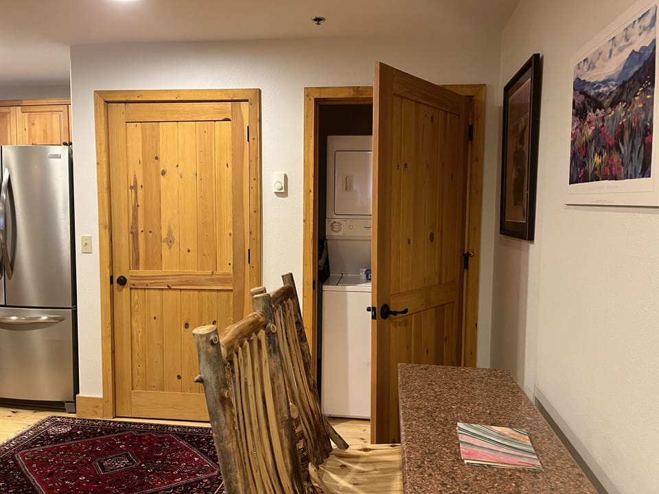 Condo, 1 Bedroom | Interior