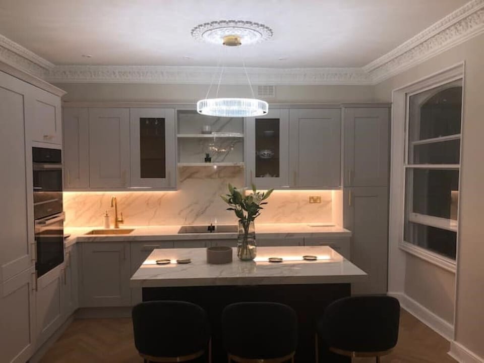Beautiful high-end, quality bespoke kitchen. Elegant with Miele appliances.