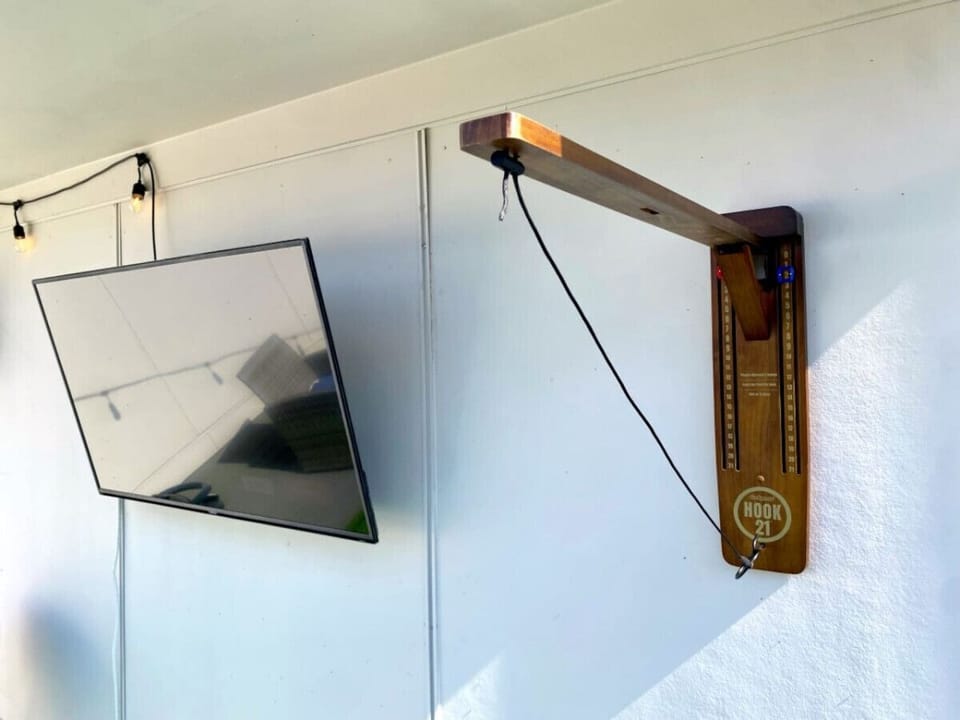 Rooftop Deck w/ TV, Golf, Grill, & More