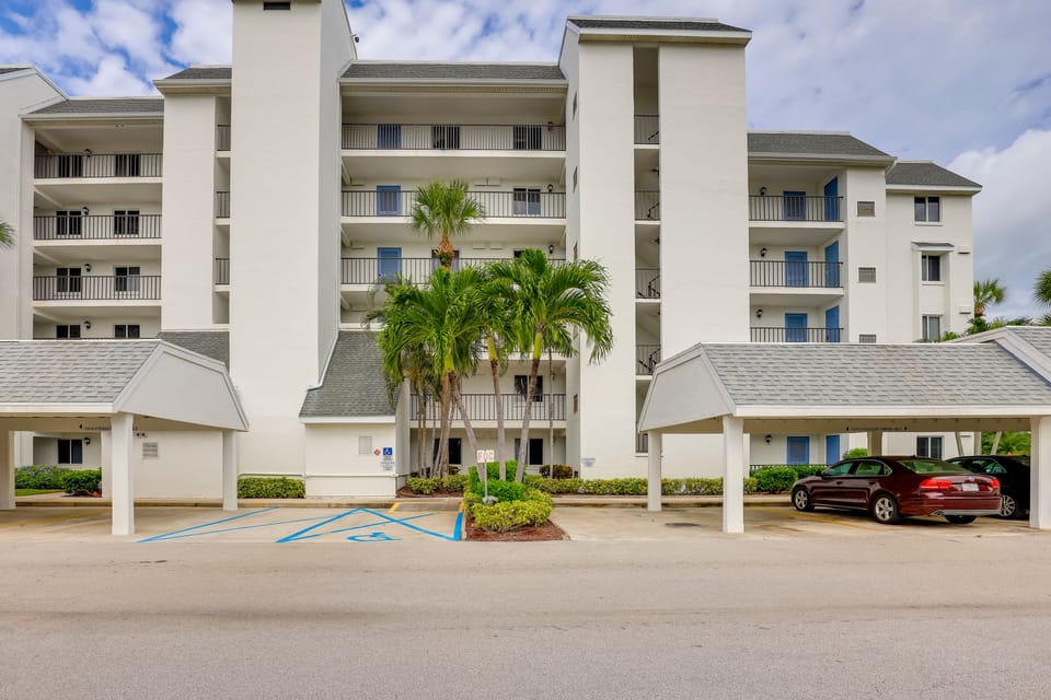 Condo Exterior | Elevator Access | Community Perks | Steps to Beach