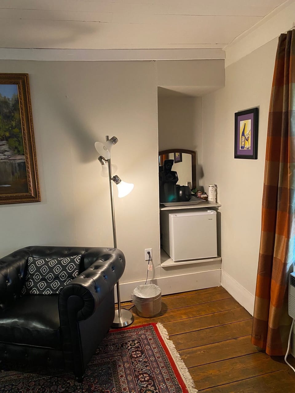 Stanton Room | Room amenity