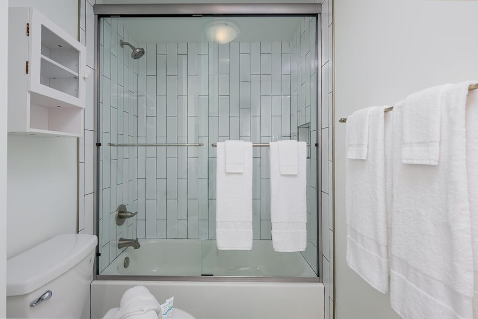 Both baths are stocked with linen for your stay.