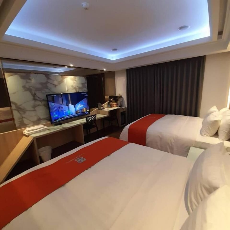 Superior Room | Desk, WiFi (free)