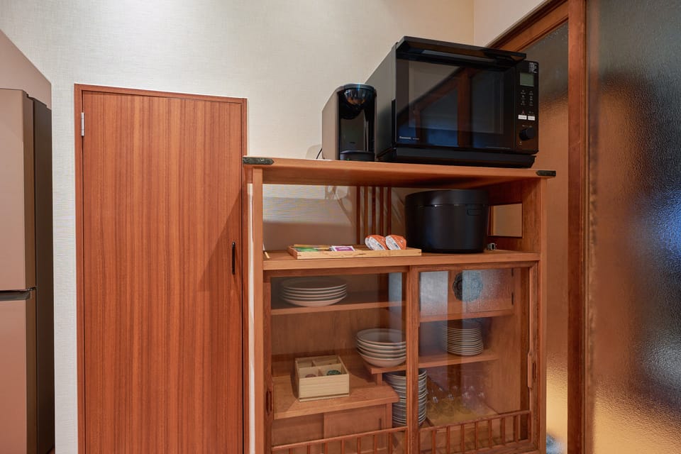 House | Microwave