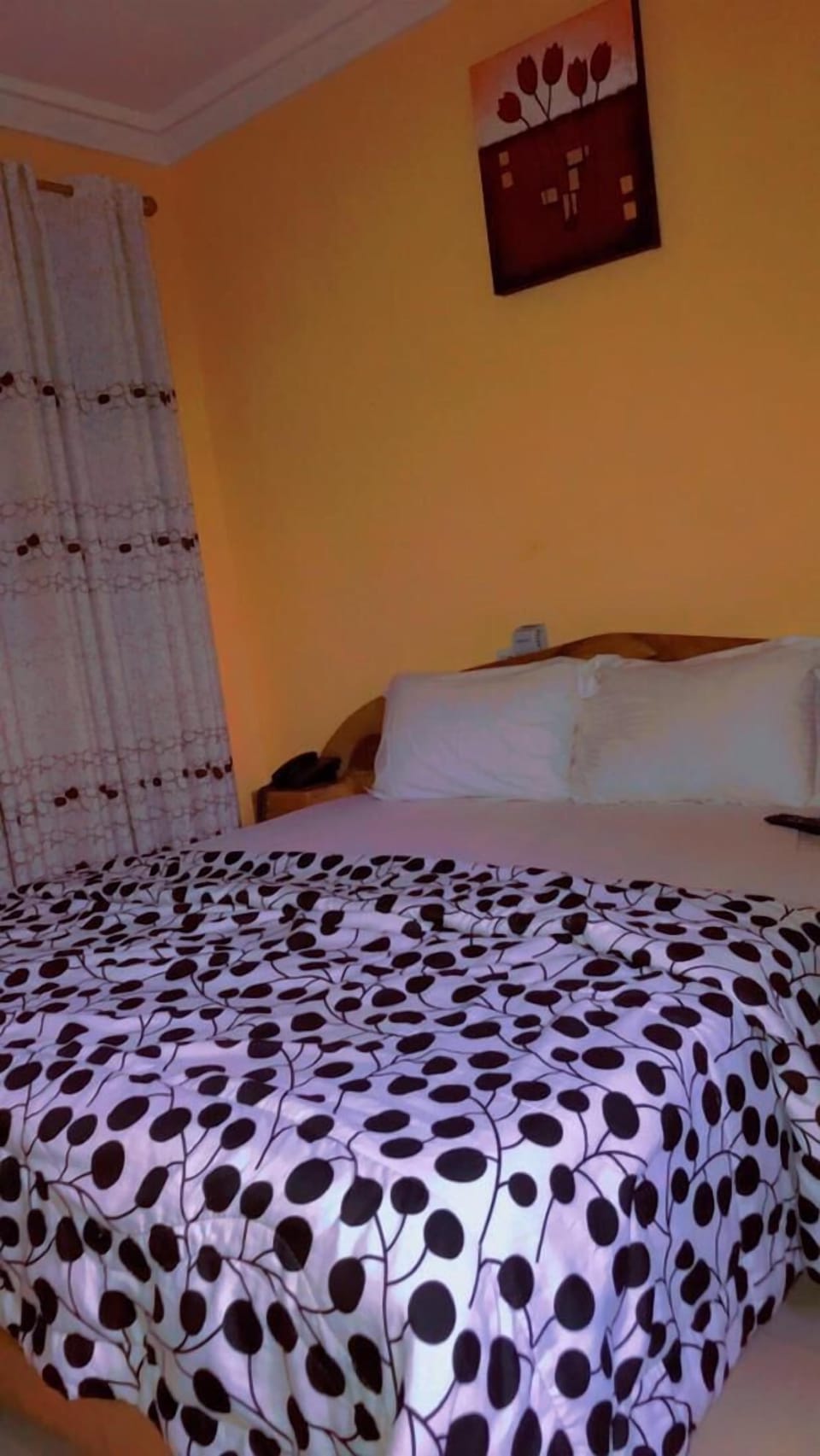 Classic Room | 1 bedroom, down comforters, laptop workspace