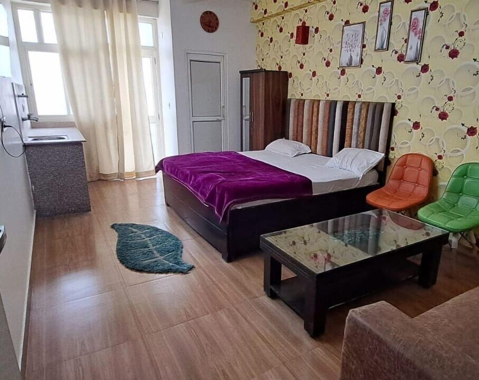 Standard Double Room | Free WiFi