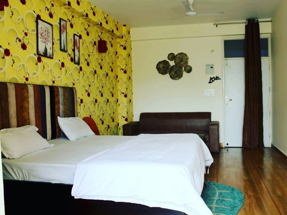 Standard Double Room | Free WiFi