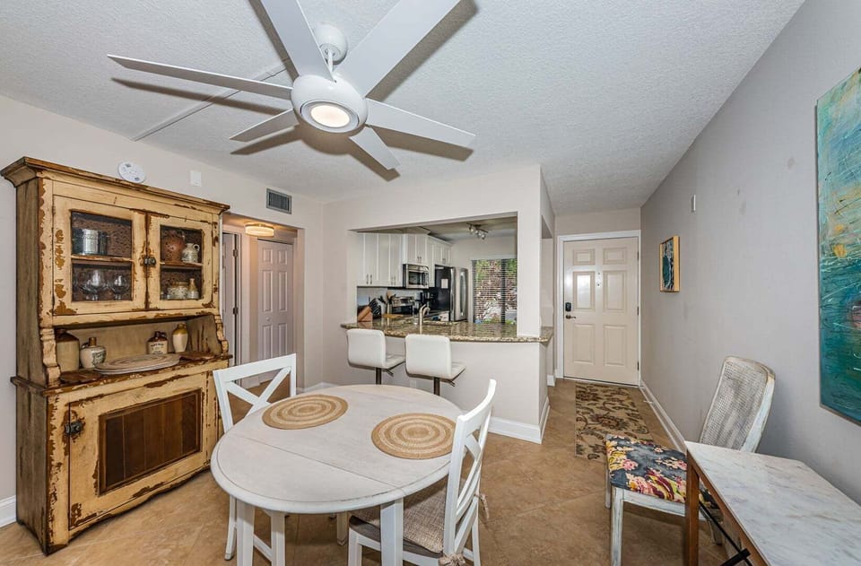 web-or-mls-Dining Room 2