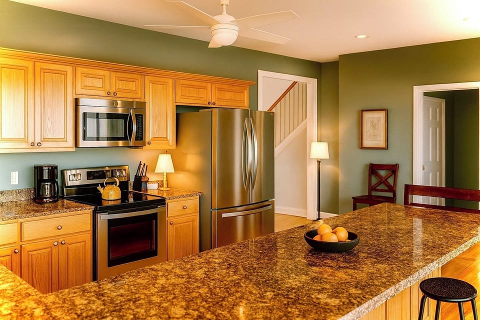 Spacious chef’s kitchen perfect for memorable mountain meals