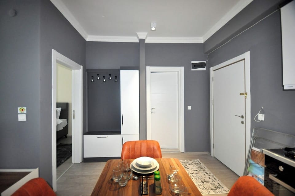 Basic Apartment | 1 bedroom, soundproofing, iron/ironing board, free WiFi