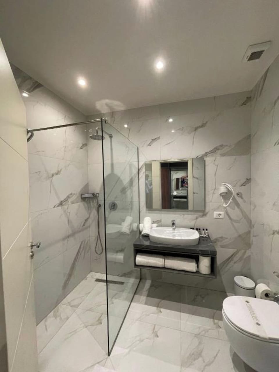 Quadruple Room, Sea View | Bathroom | Hair dryer, slippers