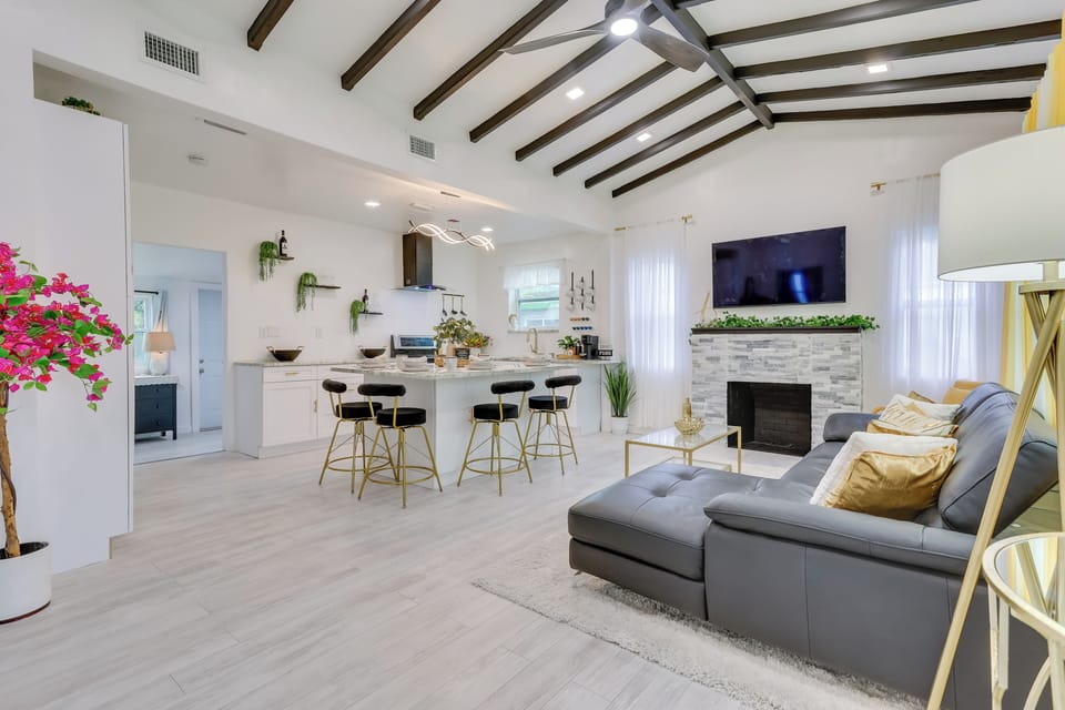 House (3 Bedrooms) | Interior