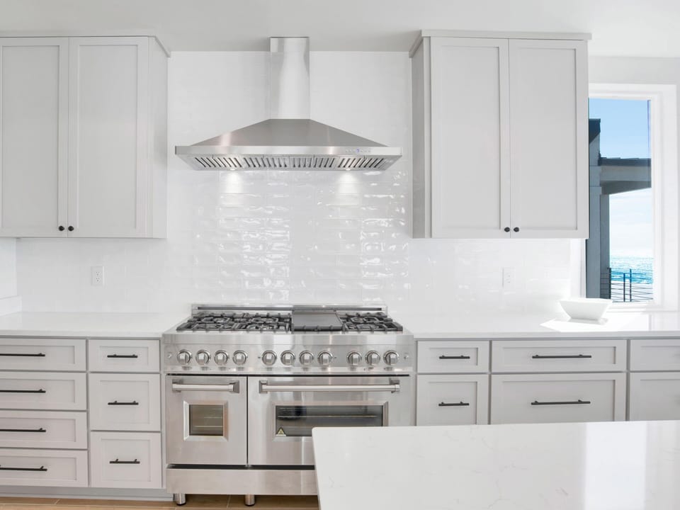 Kitchen - Chef's Kitchen Includes 6-Burner Gas Stove