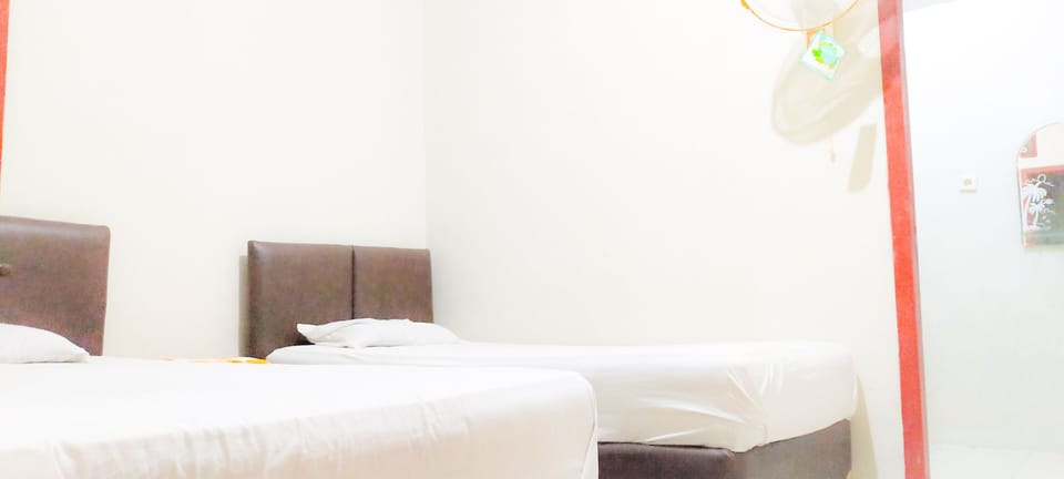 Standard Room | Living area
