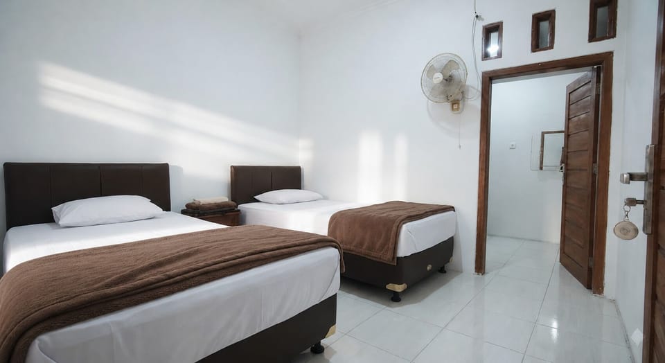 Standard Room | Soundproofing, bed sheets