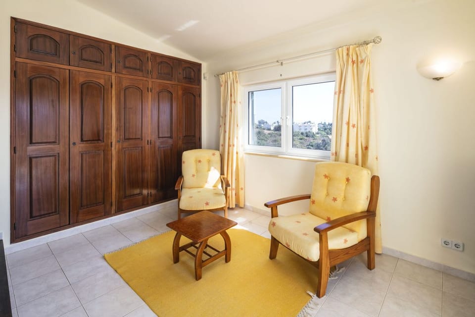 Carvoeiro Rentals Casa Vista Alta Upstairs sitting room