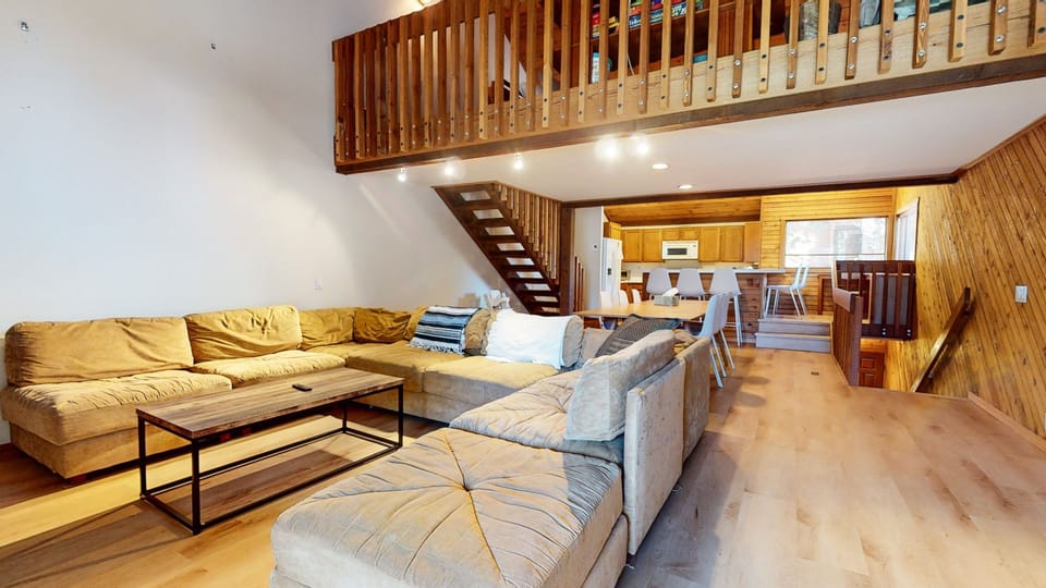 Indoors, Furniture, Living Room, Home Decor, Hardwood