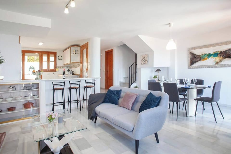 Salón, comedor y cocina abierta