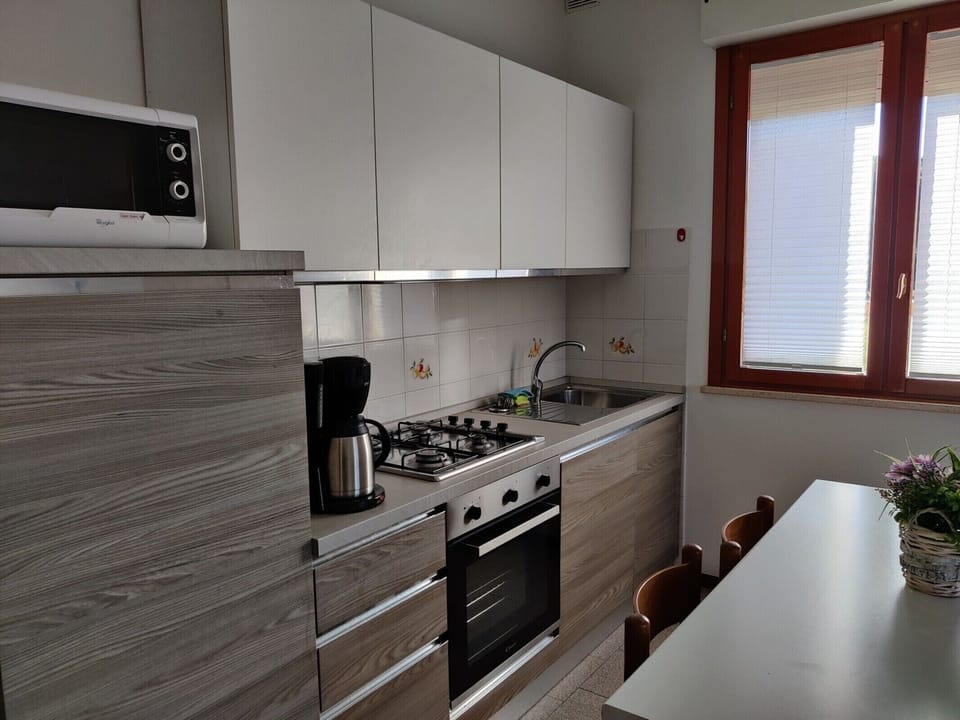 Apartment, 2 Bedrooms, Balcony, Garden View | Interior
