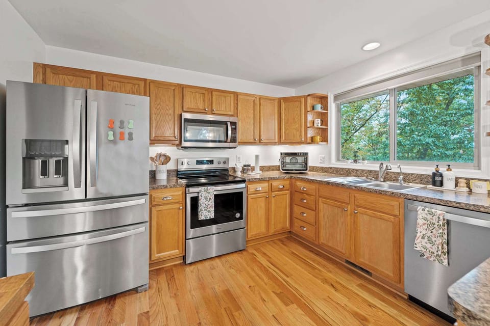 Large, open kitchen with nice appliances