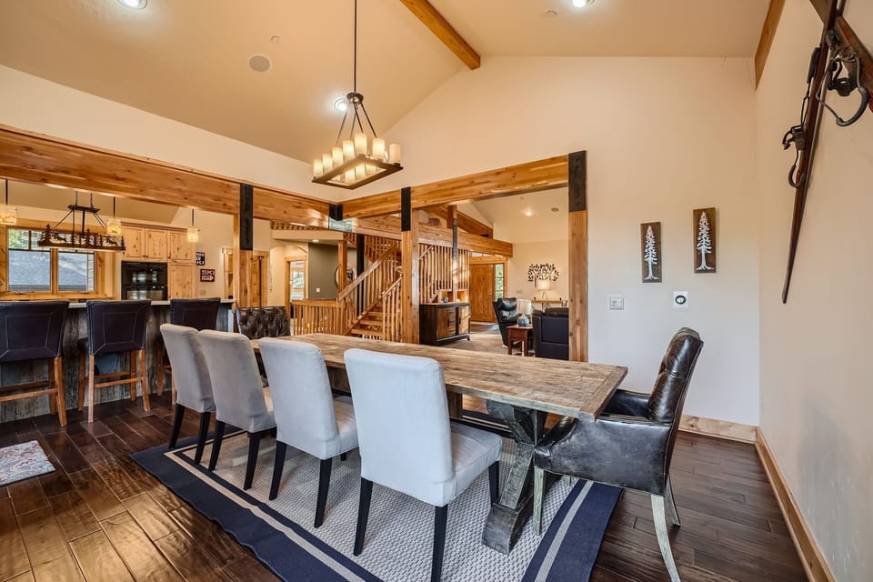 House, 4 Bedrooms | Private kitchen | Fridge, oven, coffee/tea maker, toaster