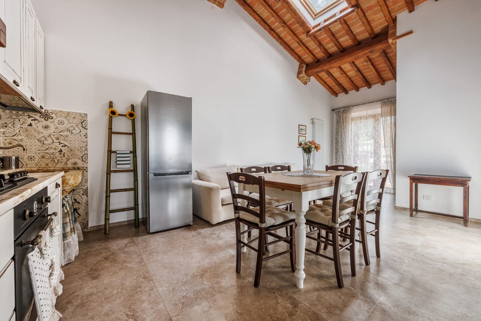 Villa | Private kitchen | Full-size fridge, microwave, oven, stovetop