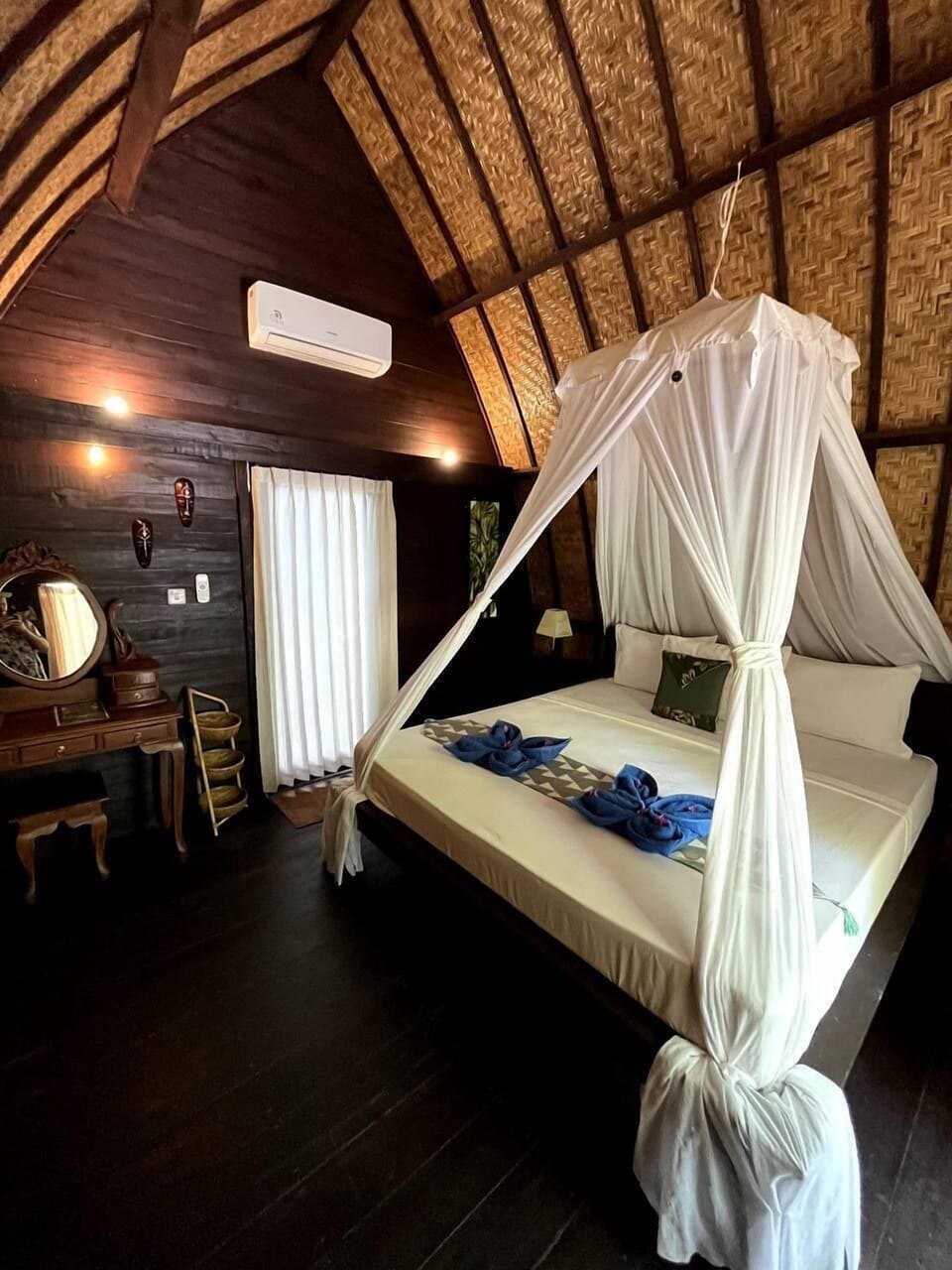 Bungalow 7 | WiFi (free), bed sheets