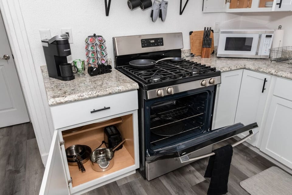 Essential Appliances and Fresh Coffee to Start Your Day