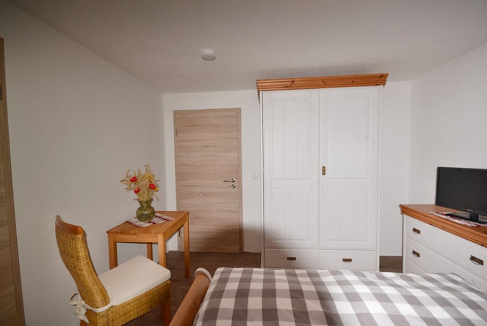 Single Room | Free WiFi