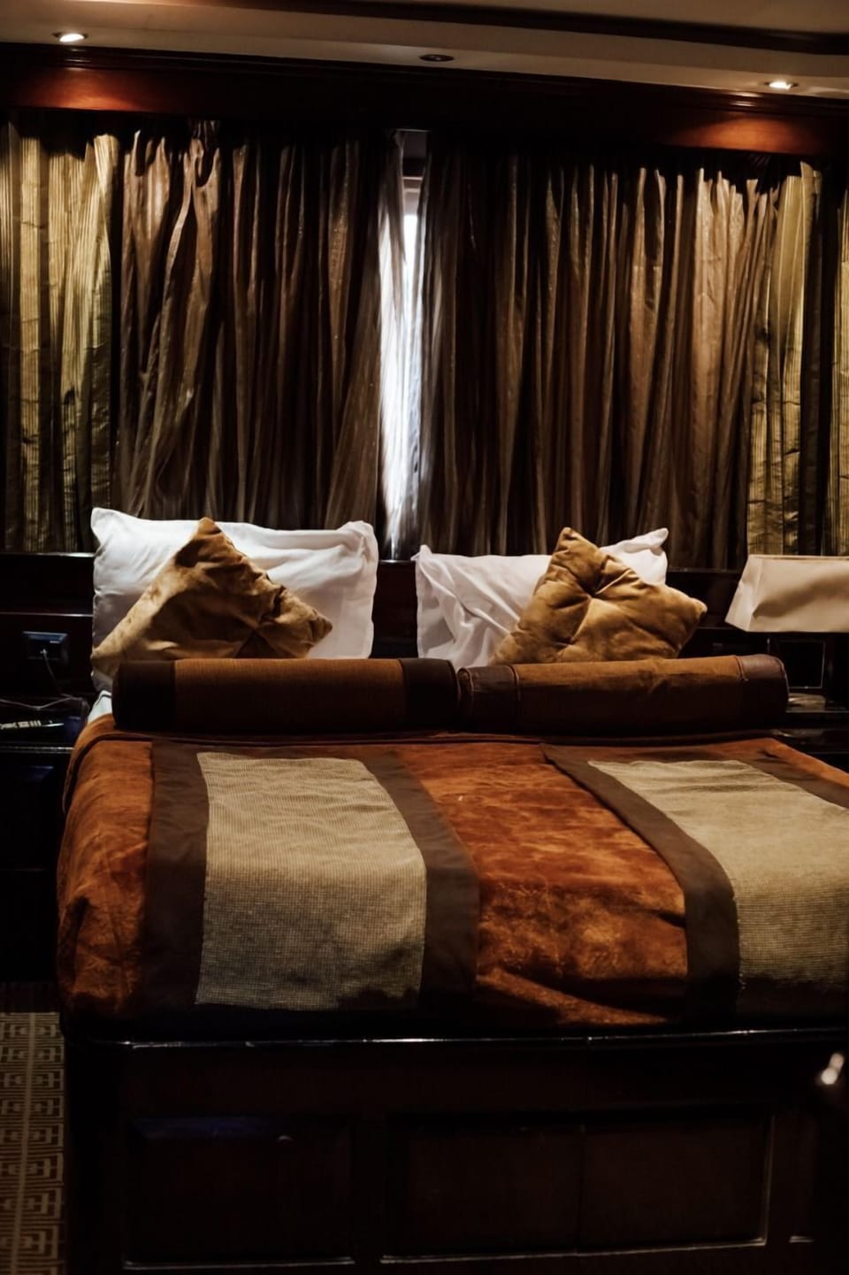 Standard Double Room, Multiple Bedrooms, Air conditioning | Premium bedding, Select Comfort beds, minibar, desk