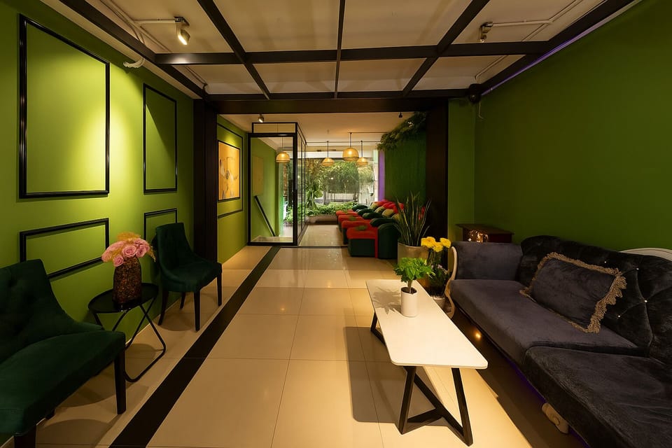 Golden Nest Hotel - Park View Hotel in Ho Chi Minh City
