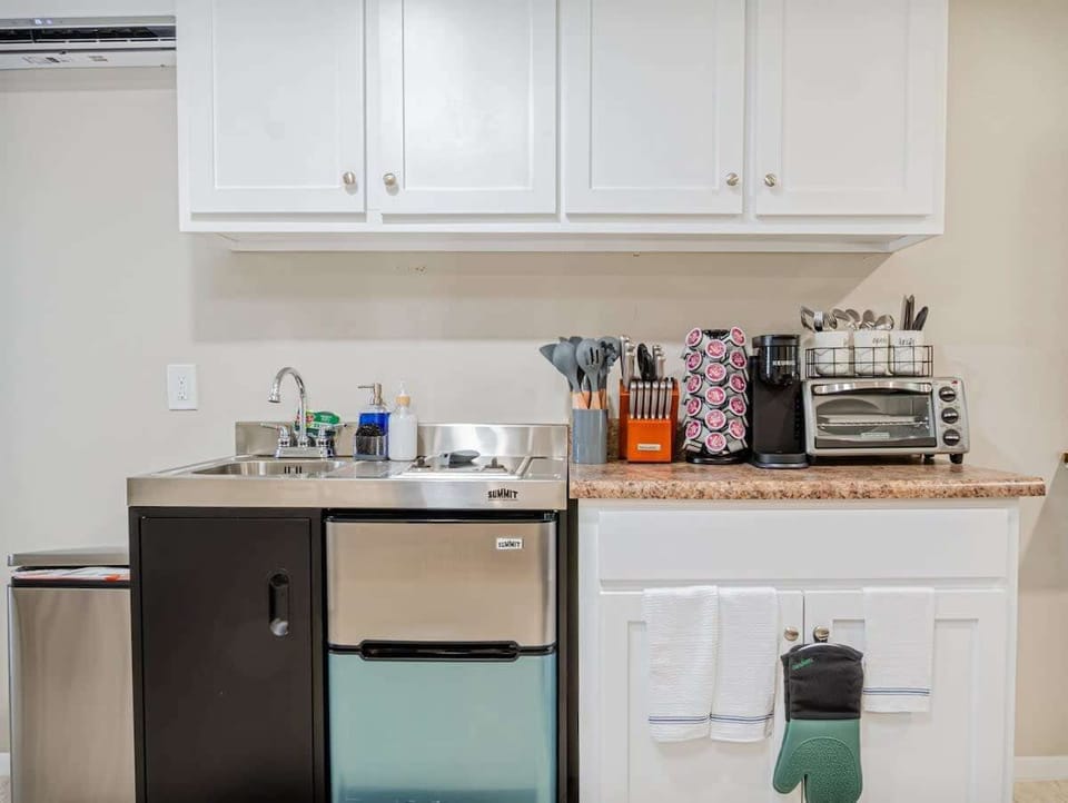 Complete with basic cooking essentials, and a coffee machine!