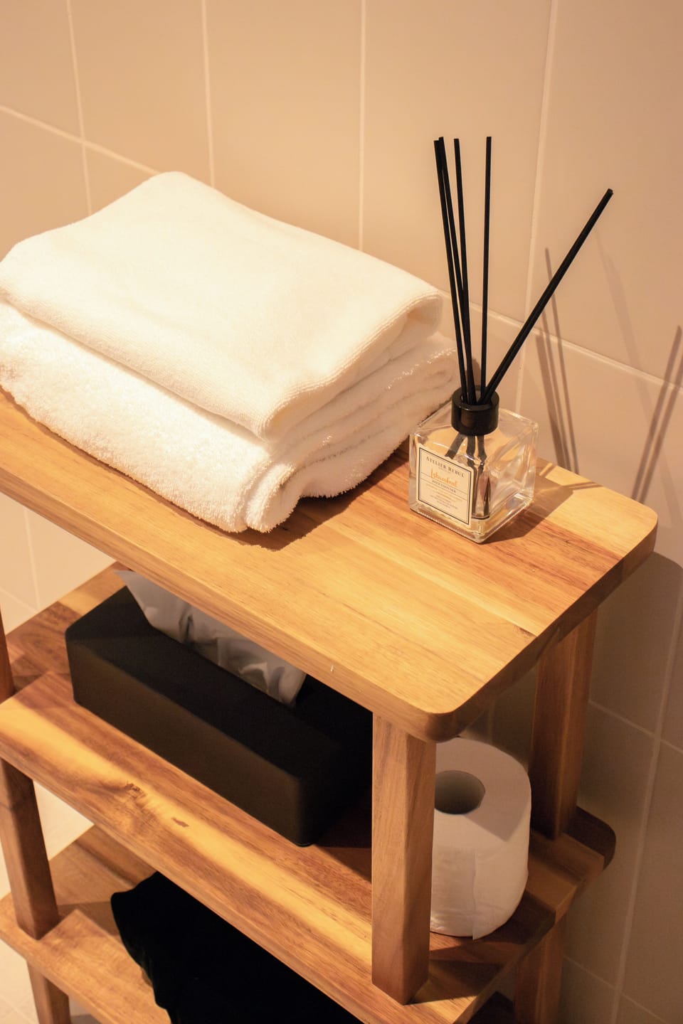 Junior Suite | Bathroom | Free toiletries, hair dryer, towels, soap
