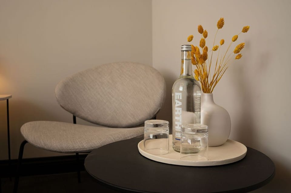 Comfort Room | In-room safe, desk, laptop workspace, free WiFi