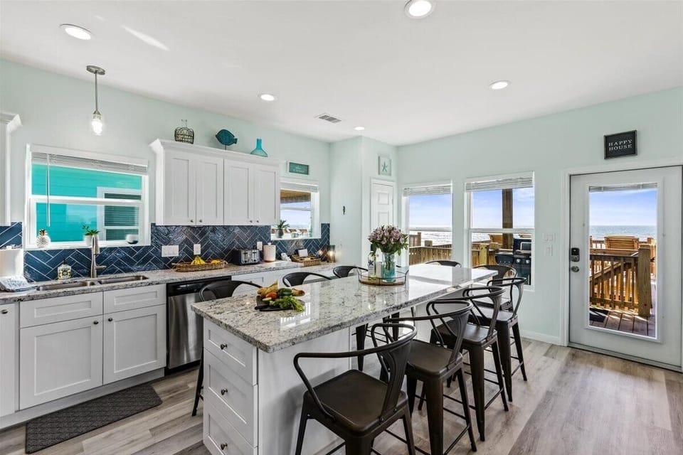 Large kitchen with island