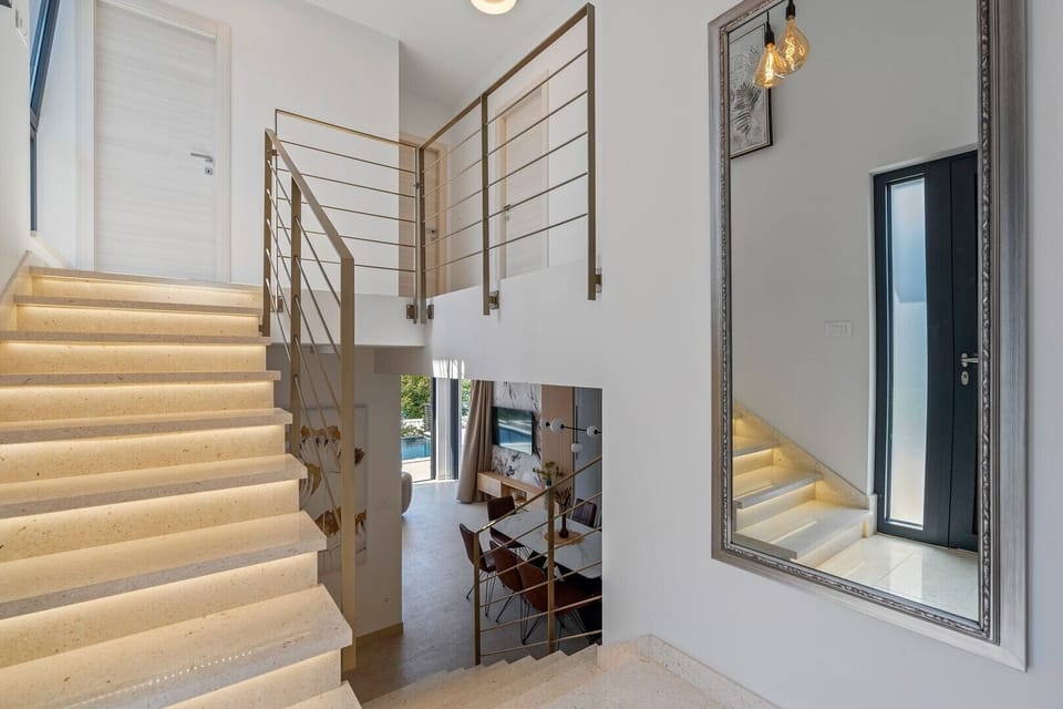 Stairs that will take you to the first floor