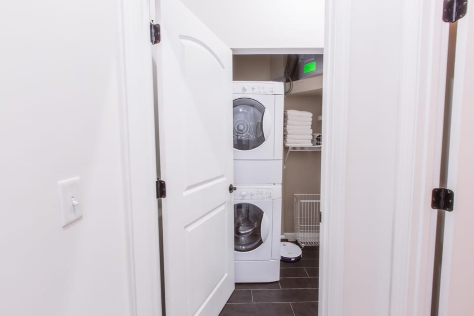Bathroom 1: Washer & Dryer  