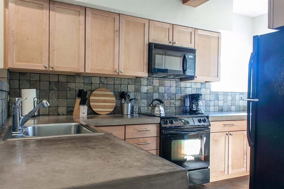 Gourmet Kitchen