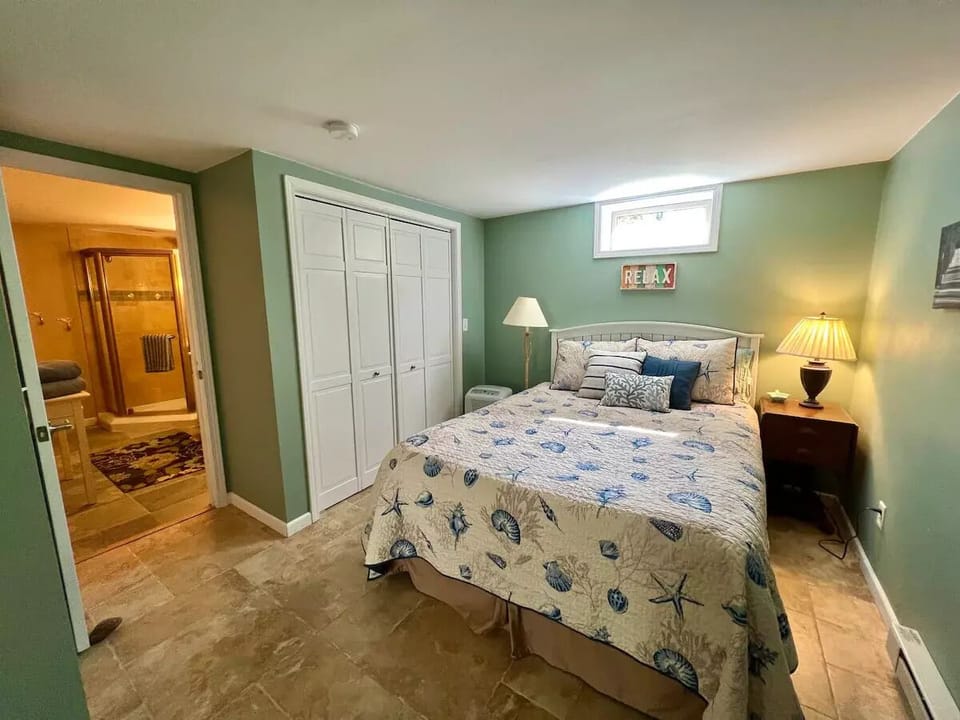 Downstairs Bedroom, has own bathroom and shower. 