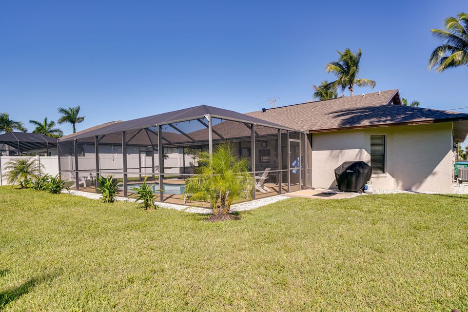 Backyard | Dog Friendly w/ Fee