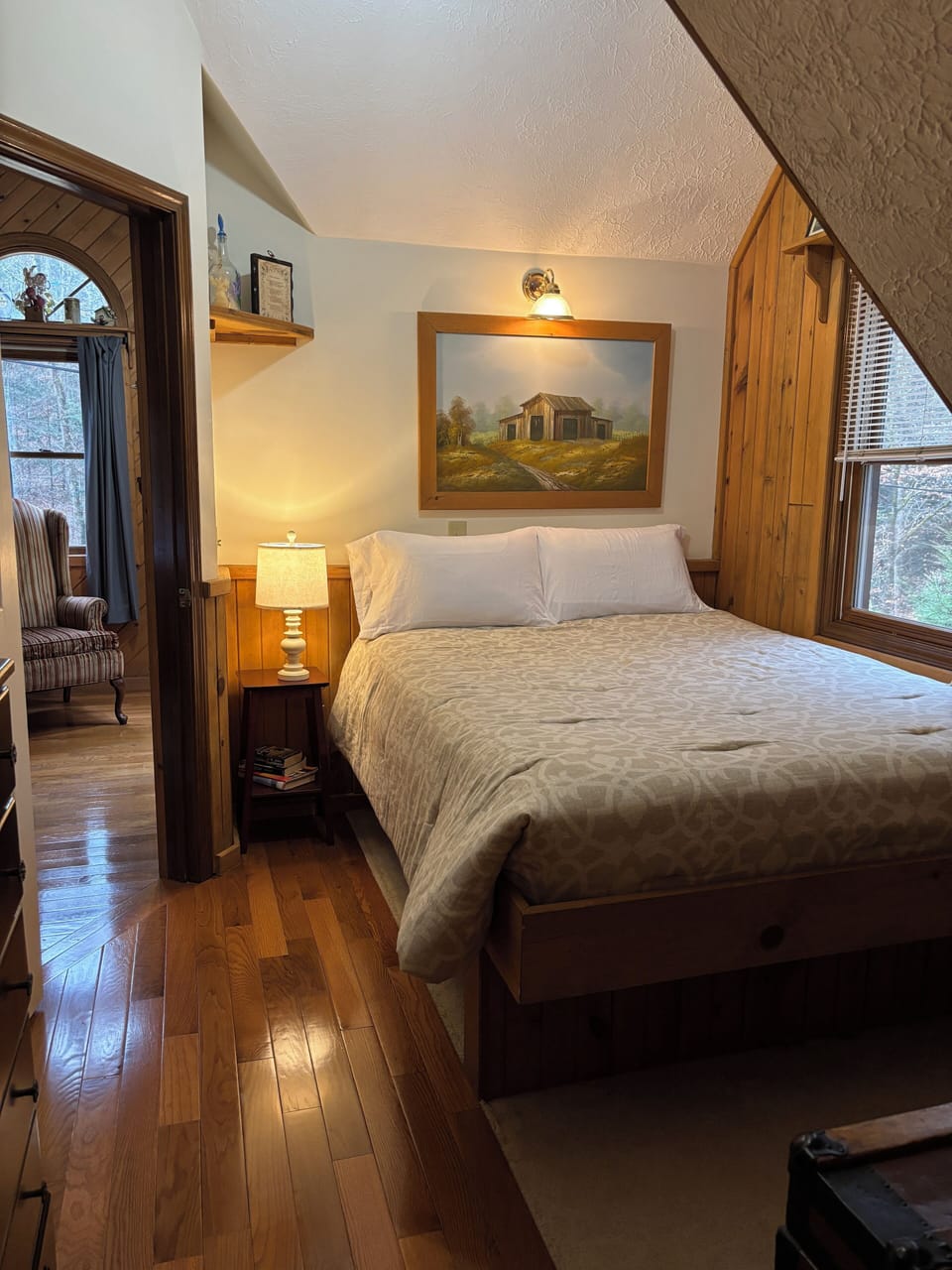 Upstairs Bedroom 1 - Queen Bed
