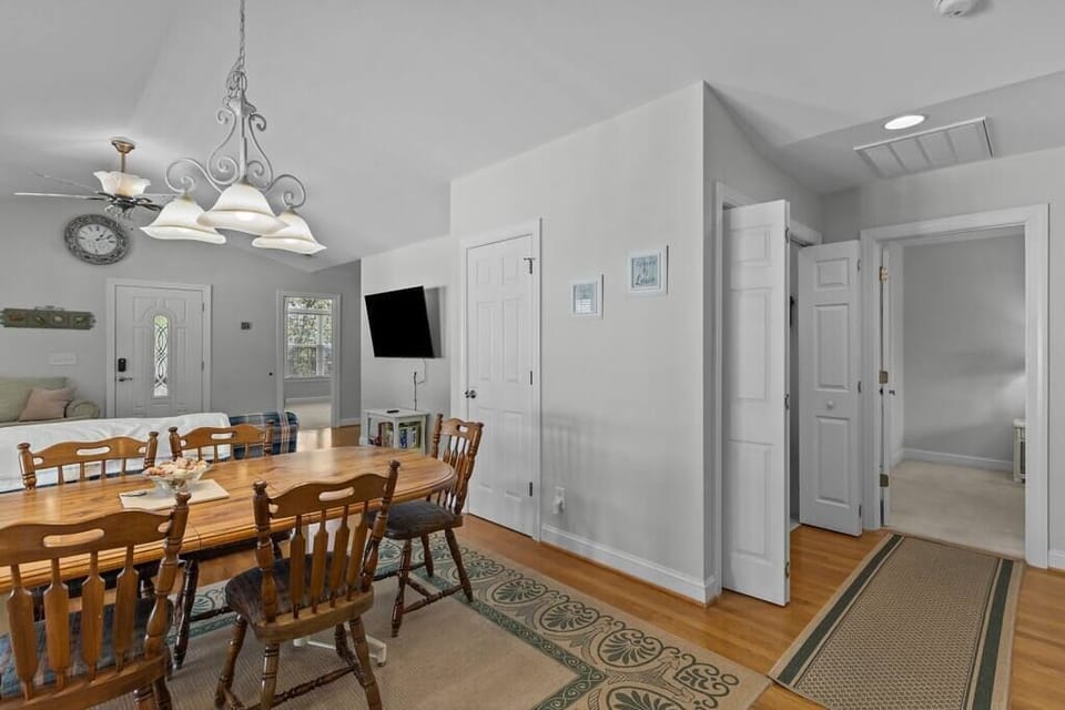 Dining Area, Laundry, Bedroom