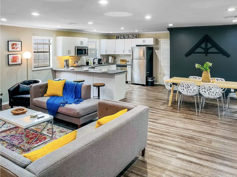 Livingroom, dining, and kitchen 