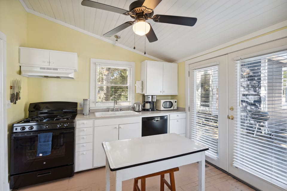 House 1: Kitchen