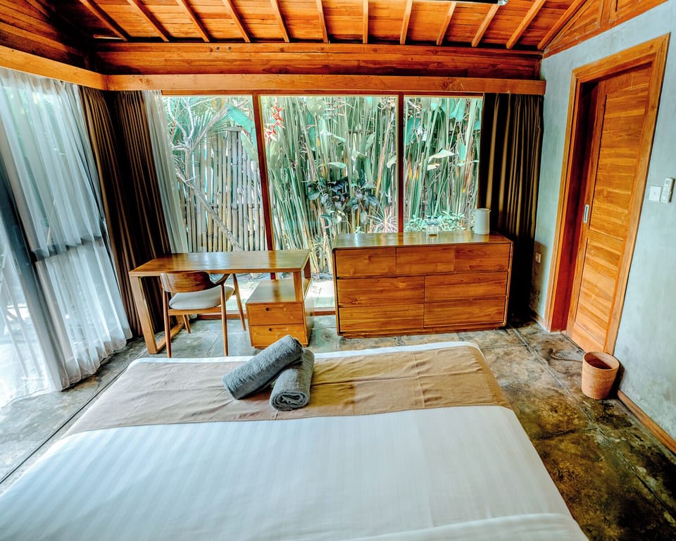Standard Room | 1 bedroom, desk