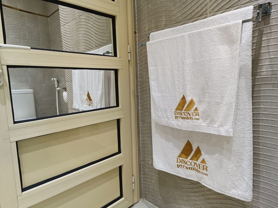 Basic Double Room | Bathroom amenities | Separate tub and shower, rainfall showerhead, hair dryer, bidet