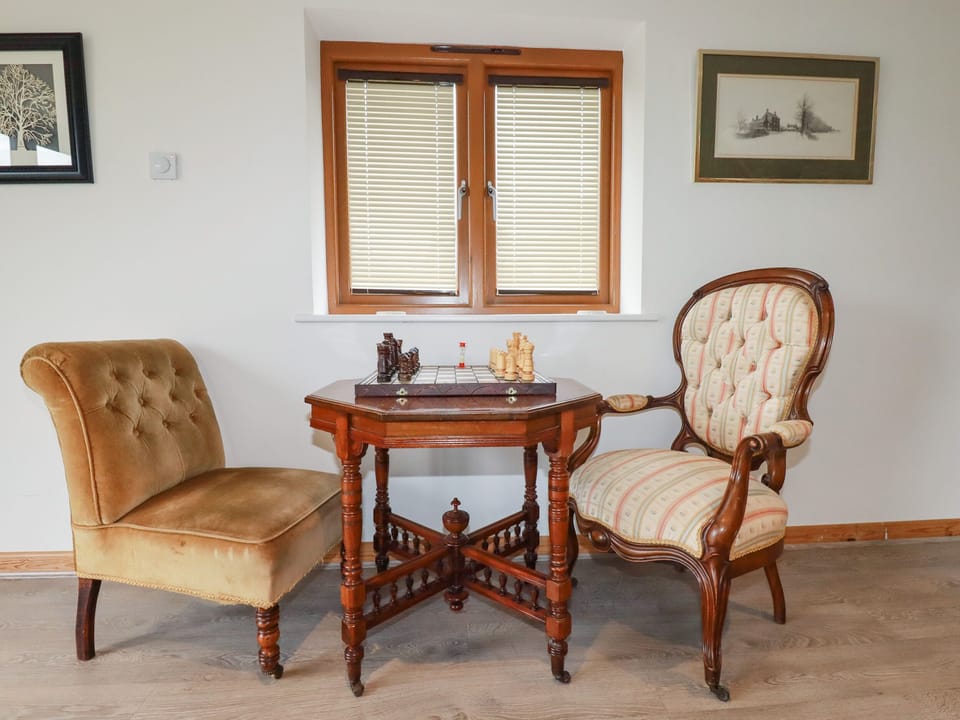 Cottage | Interior